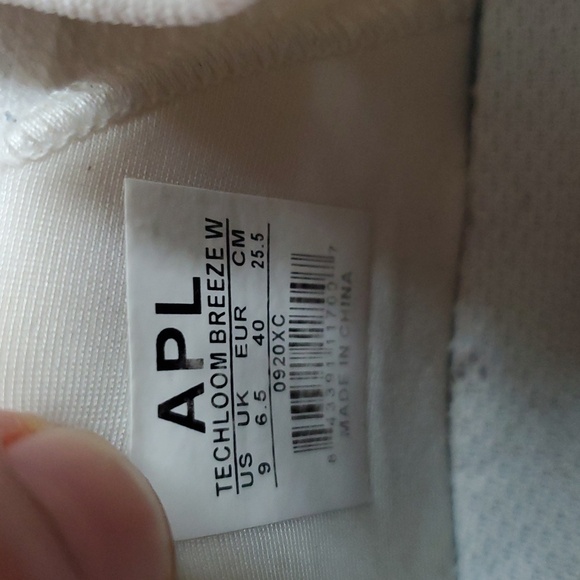 APL Techloom Breeze Sneakers - Picture 7 of 7